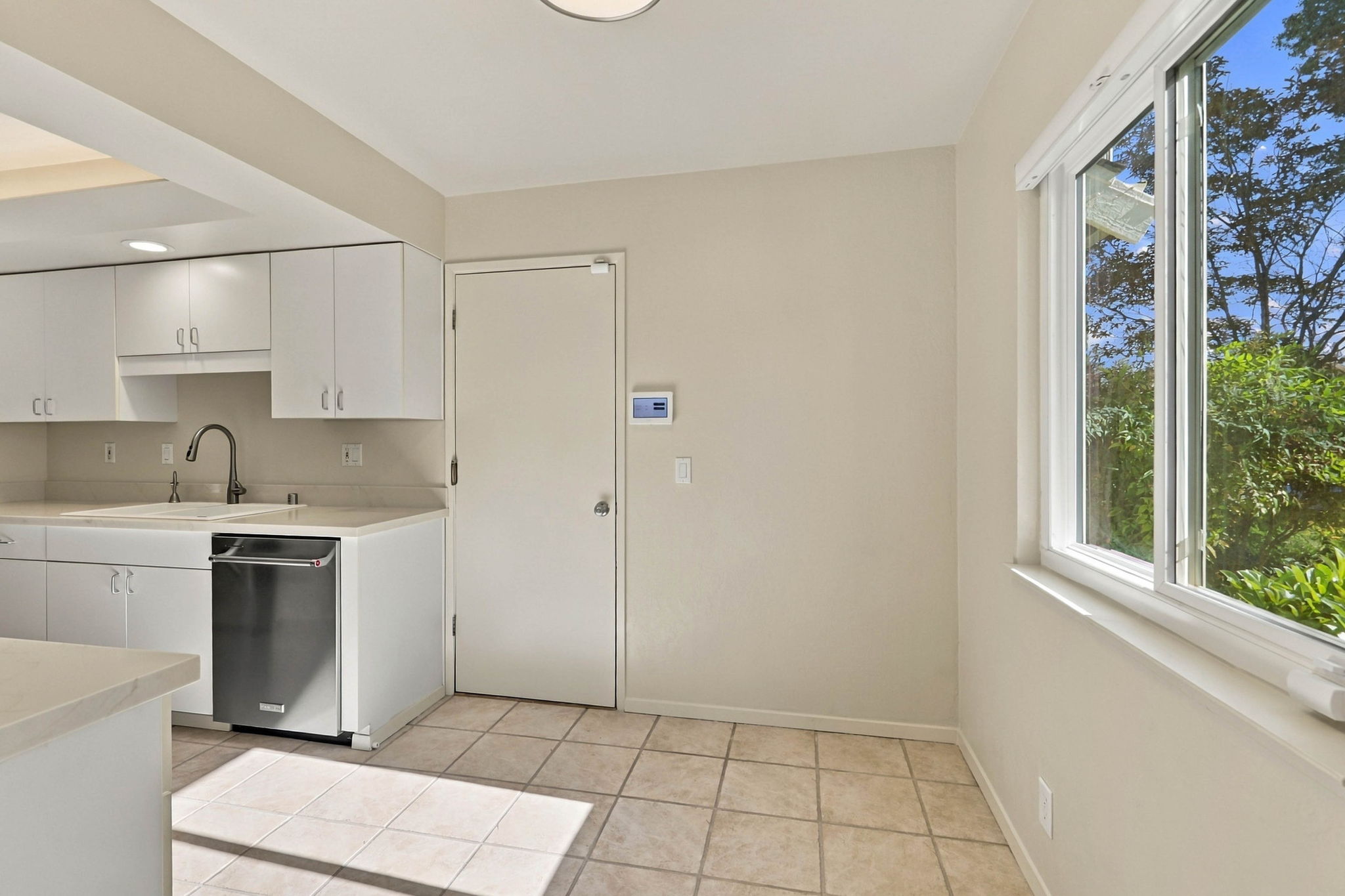 016_F8_101 Milmar Way