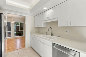 015_F8_101 Milmar Way