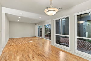 019_F8_101 Milmar Way