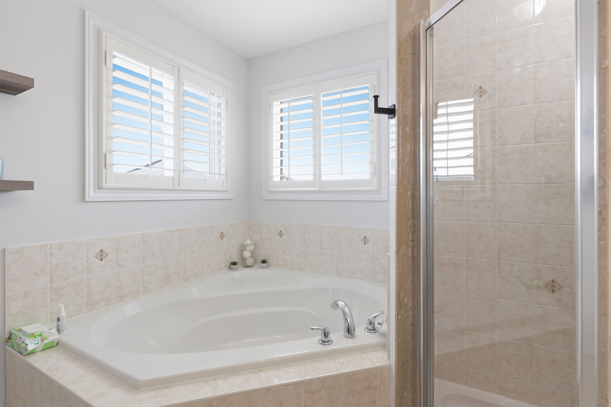 Barrie property showcase — delivered property photograph 23