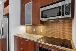 N 12th St 1813-S2008-021.jpg