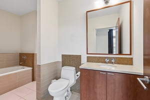 N 12th St 1813-S2008-028.jpg