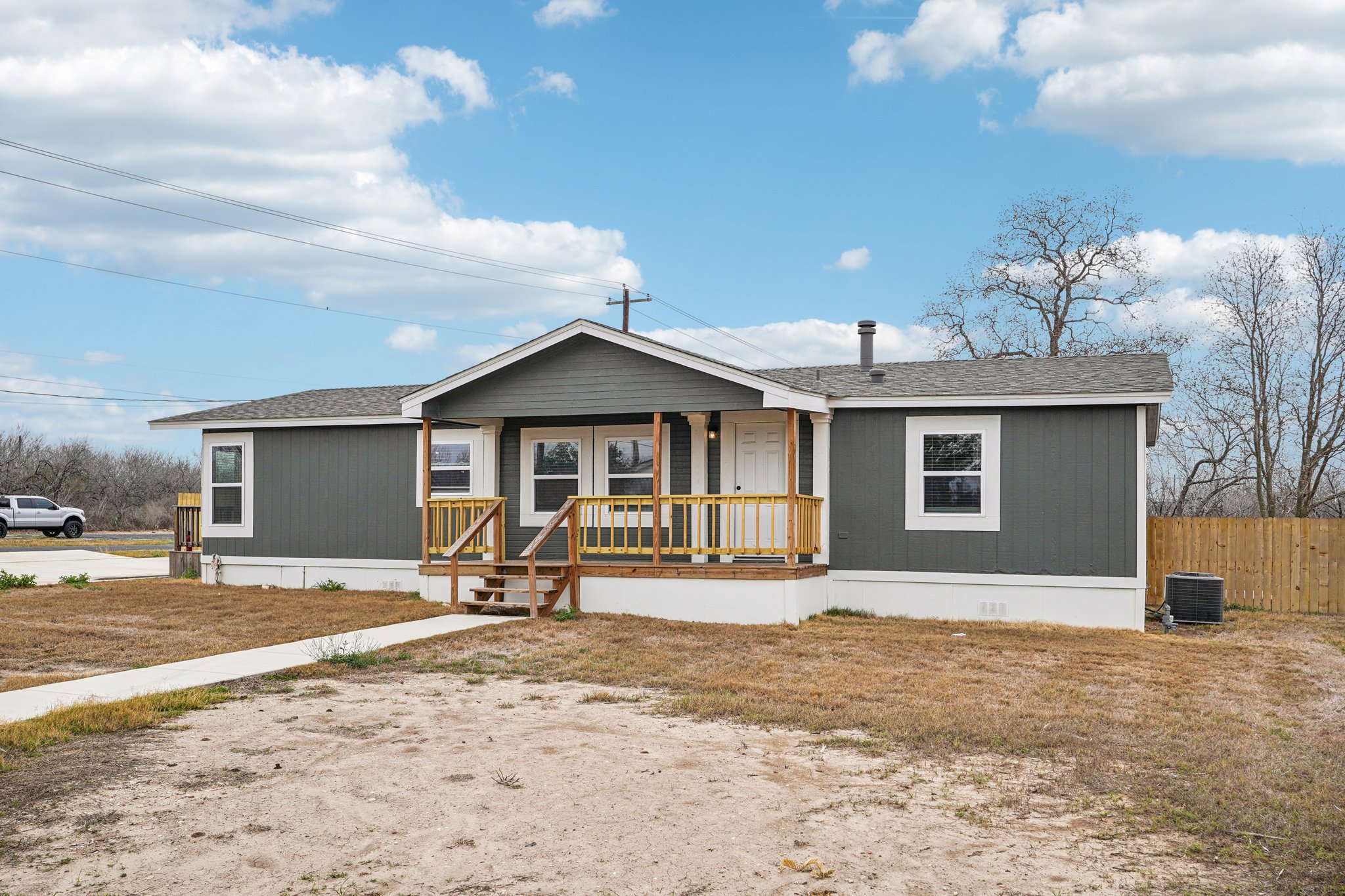 Natchez St-S1902-002.jpg