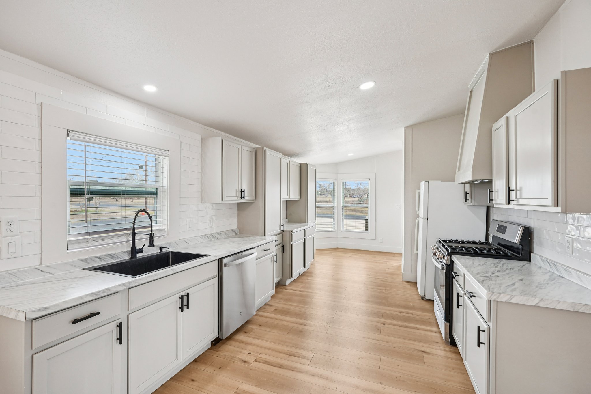 Natchez St-S1902-016.jpg