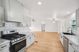 Natchez St-S1902-013.jpg