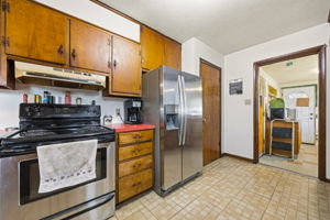 K.K. - 101 Oakland Blvd NE, Newark-16