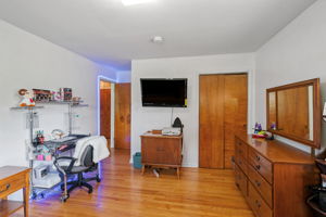  Photo 24