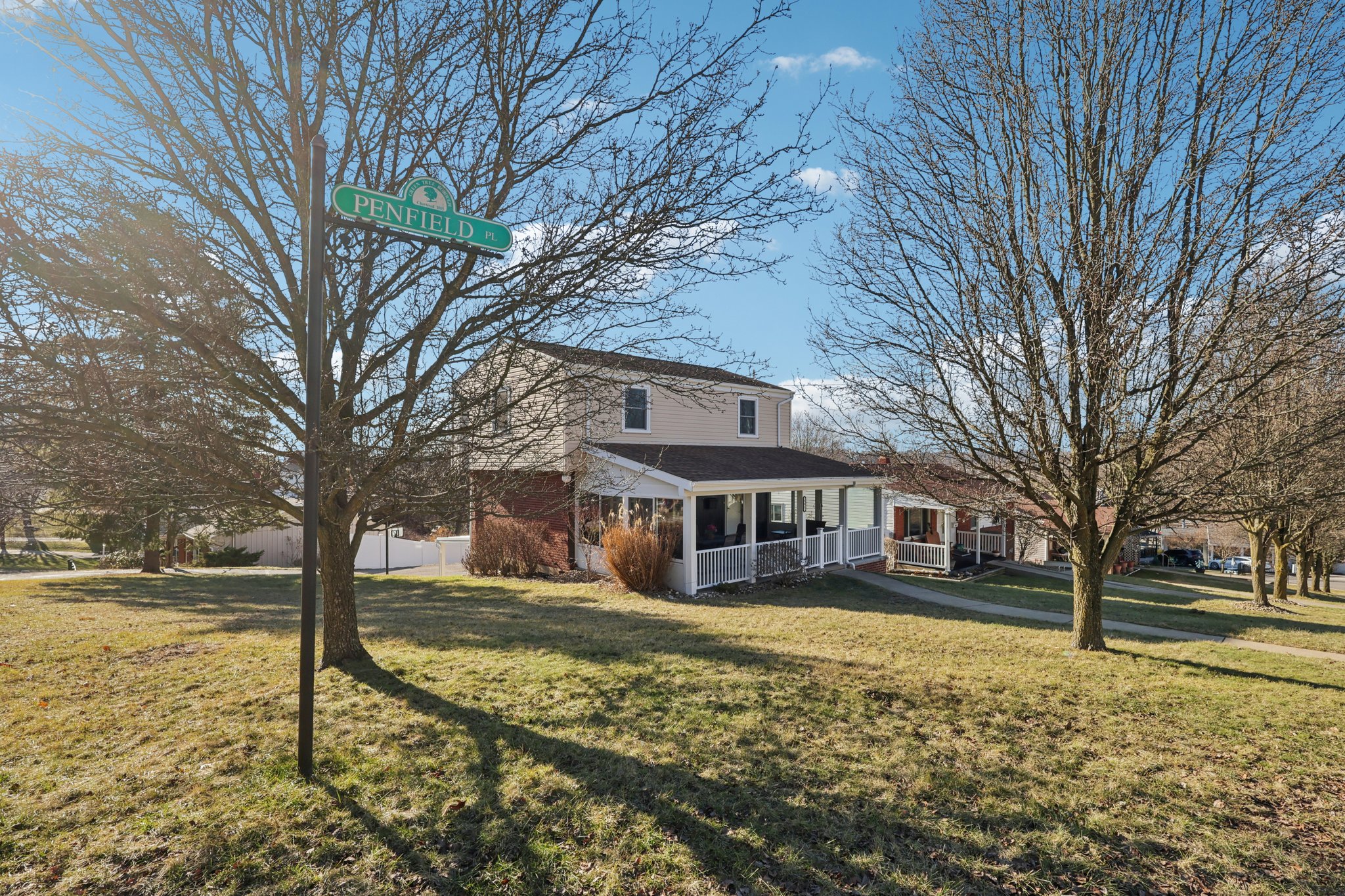 Penfield Pl-S2102-002.jpg