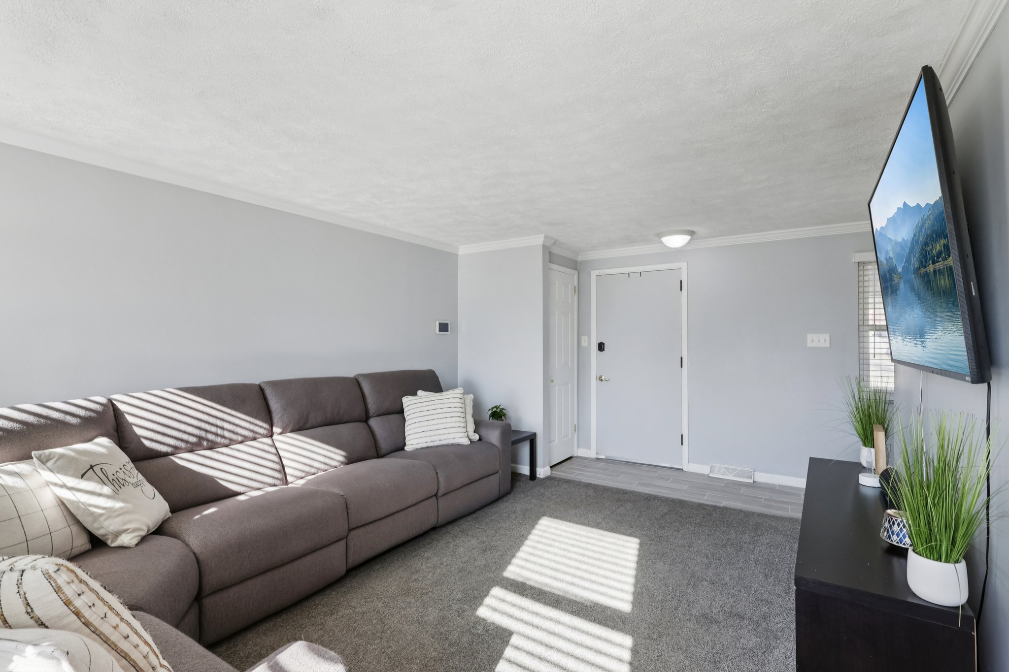 Penfield Pl-S2102-009.jpg