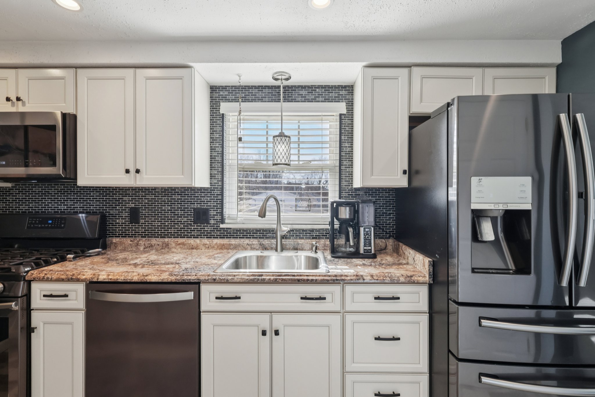 Penfield Pl-S2102-013.jpg