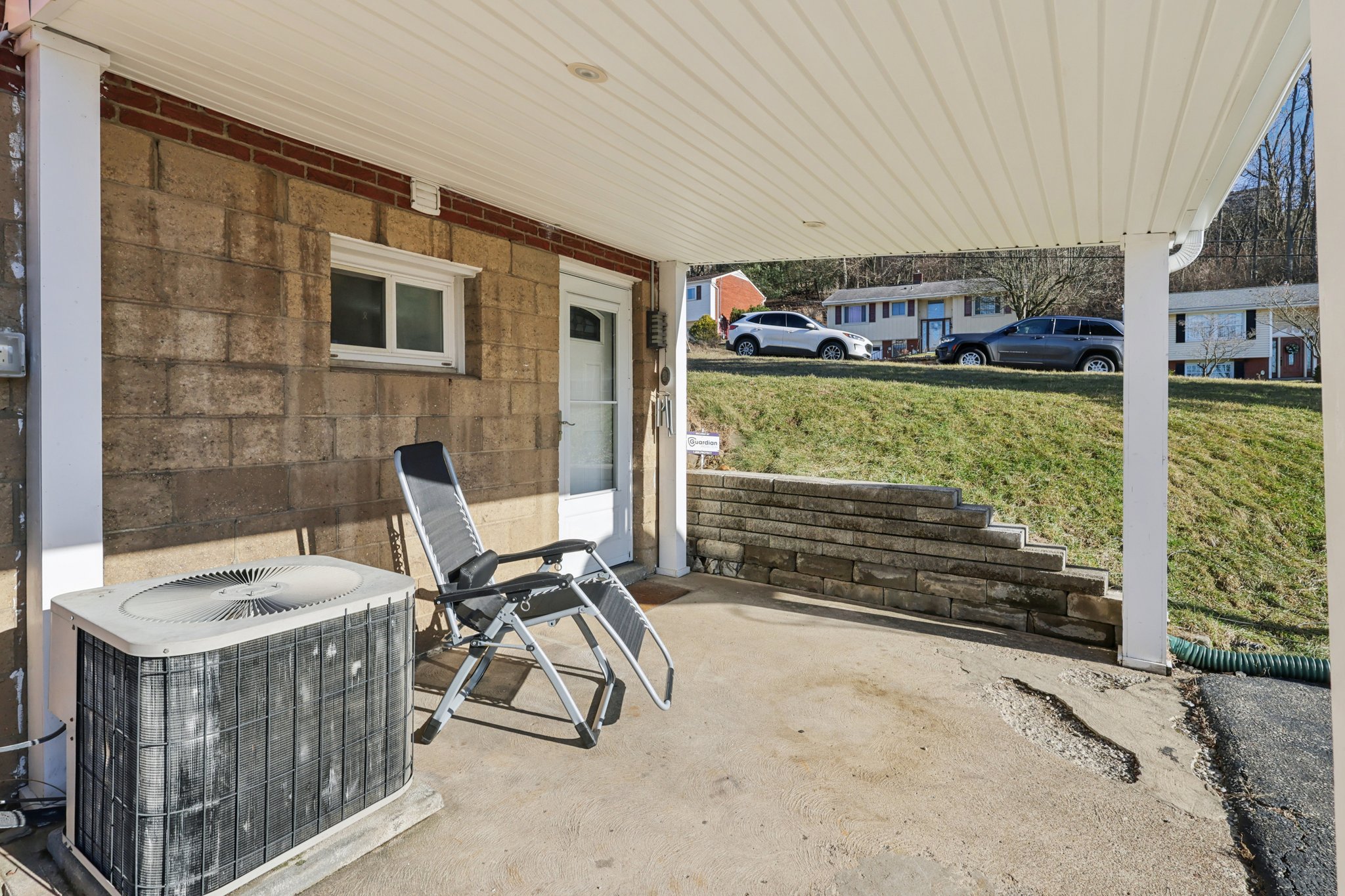 Penfield Pl-S2102-034.jpg