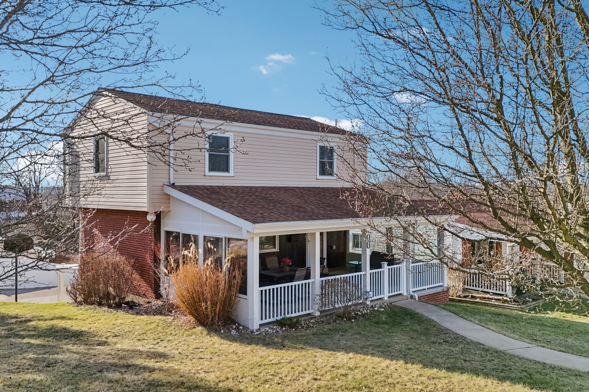 Penfield Pl-S2102-036.jpg