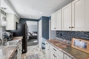 Penfield Pl-S2102-015.jpg