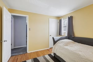 Penfield Pl-S2102-024.jpg