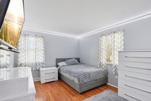 Penfield Pl-S2102-025.jpg