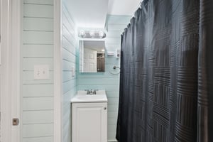 Penfield Pl-S2102-027.jpg