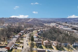 Penfield Pl-S2102-038.jpg