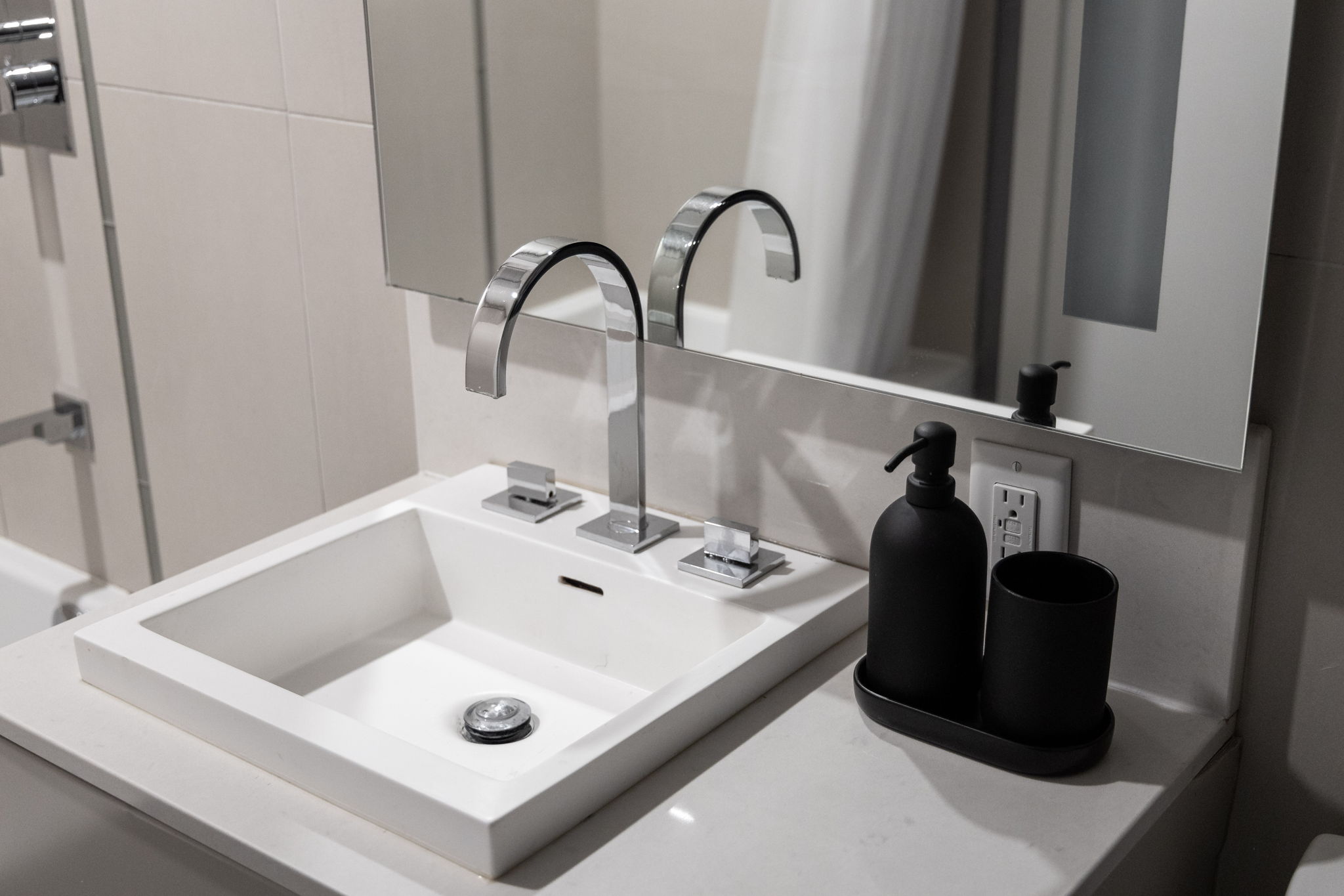 Toronto property showcase — delivered property photograph 26