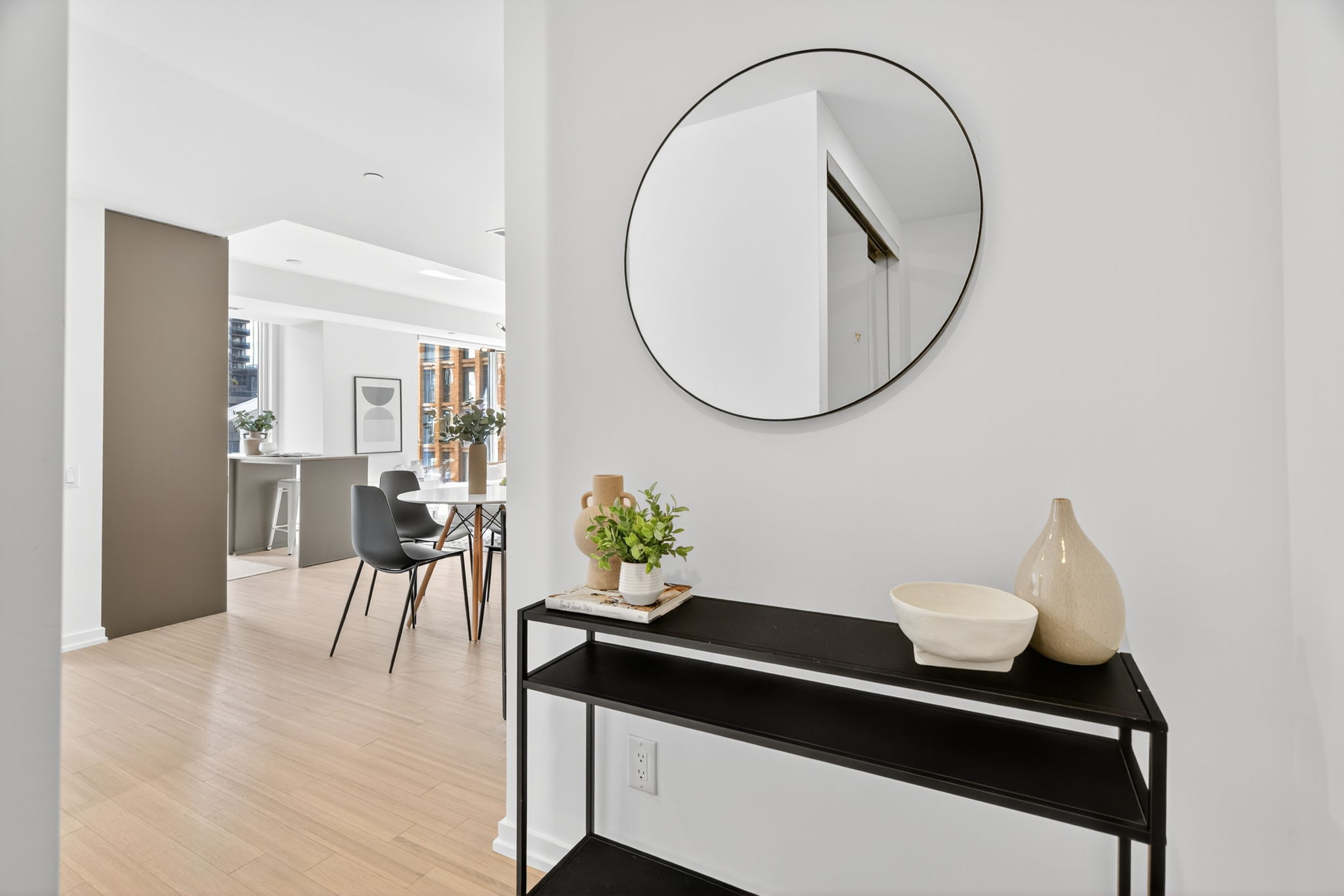 101 Peter St Unit 606 Toronto, ON M5V 0G6