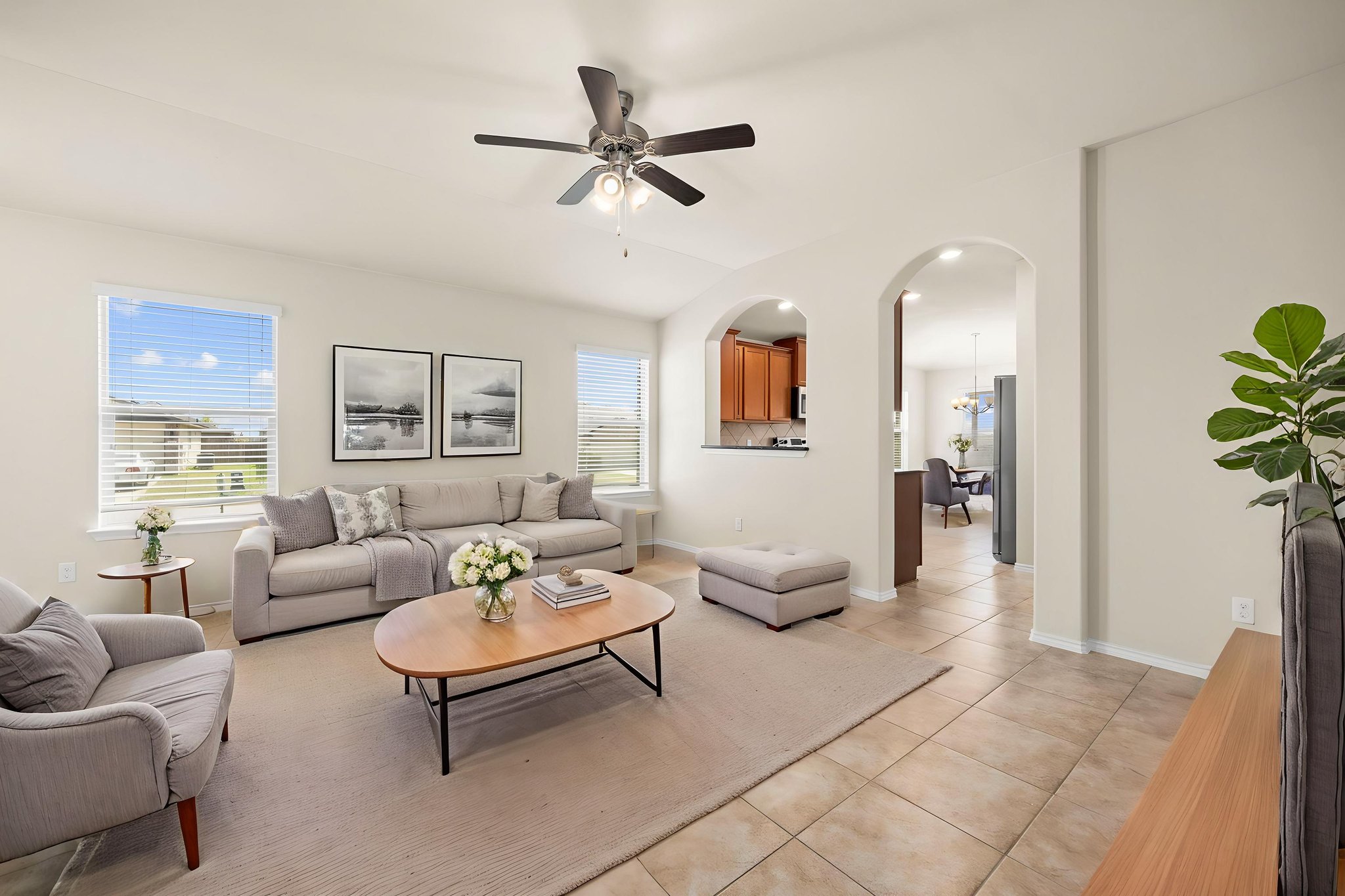 DN2A8105 virtually staged.jpeg