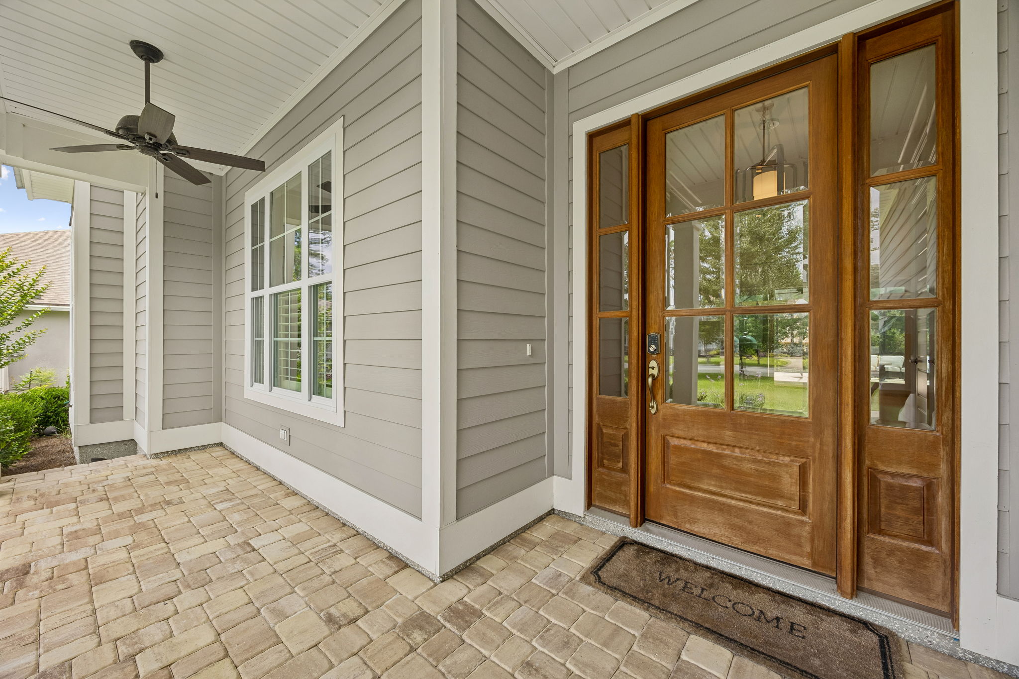 Front Entry Detail