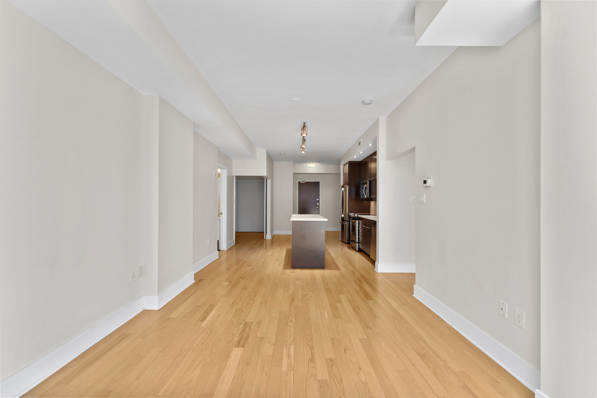 Over 900 sq ft!