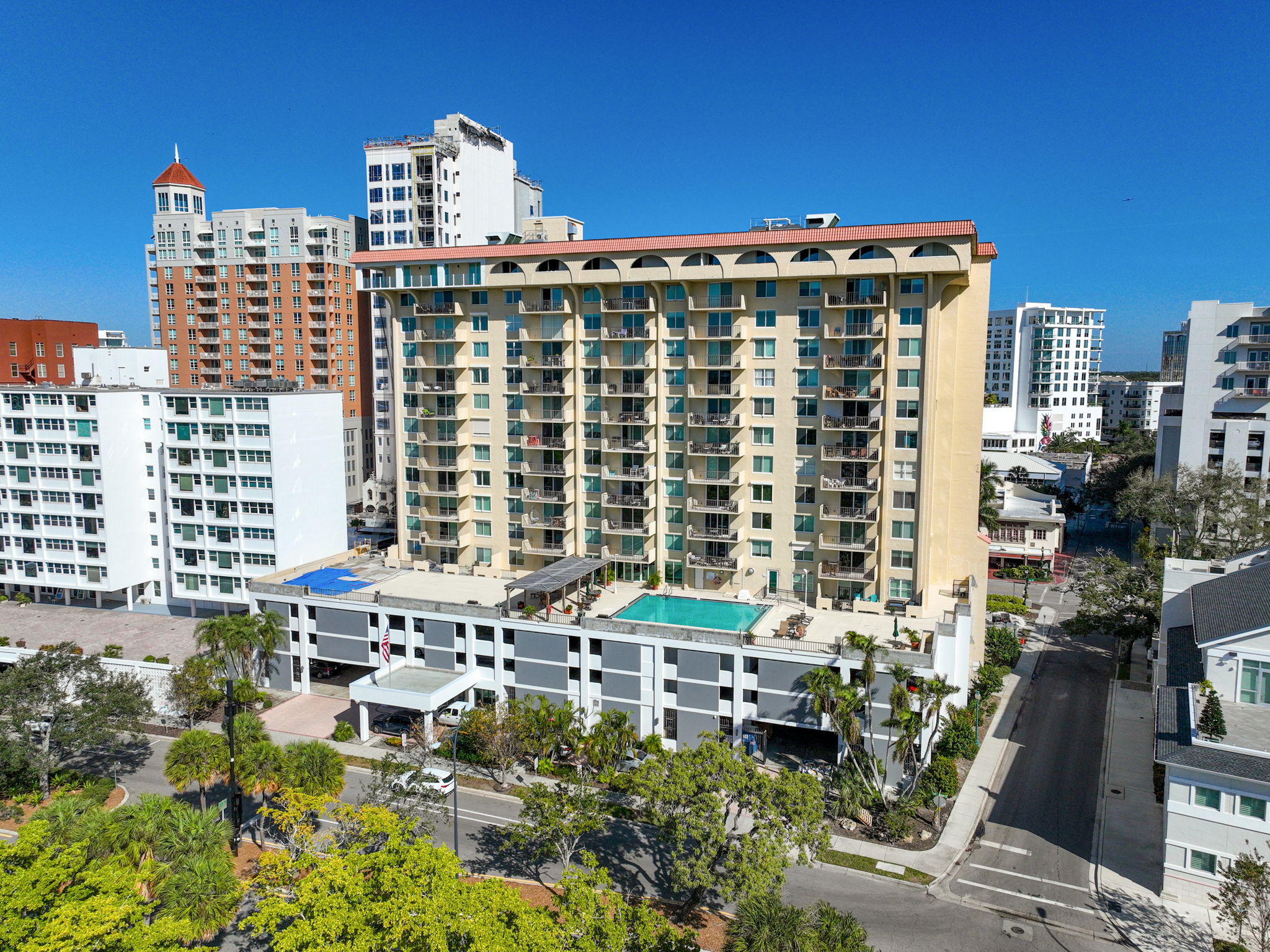 101 S Gulfstream Ave - Unit #9C-33