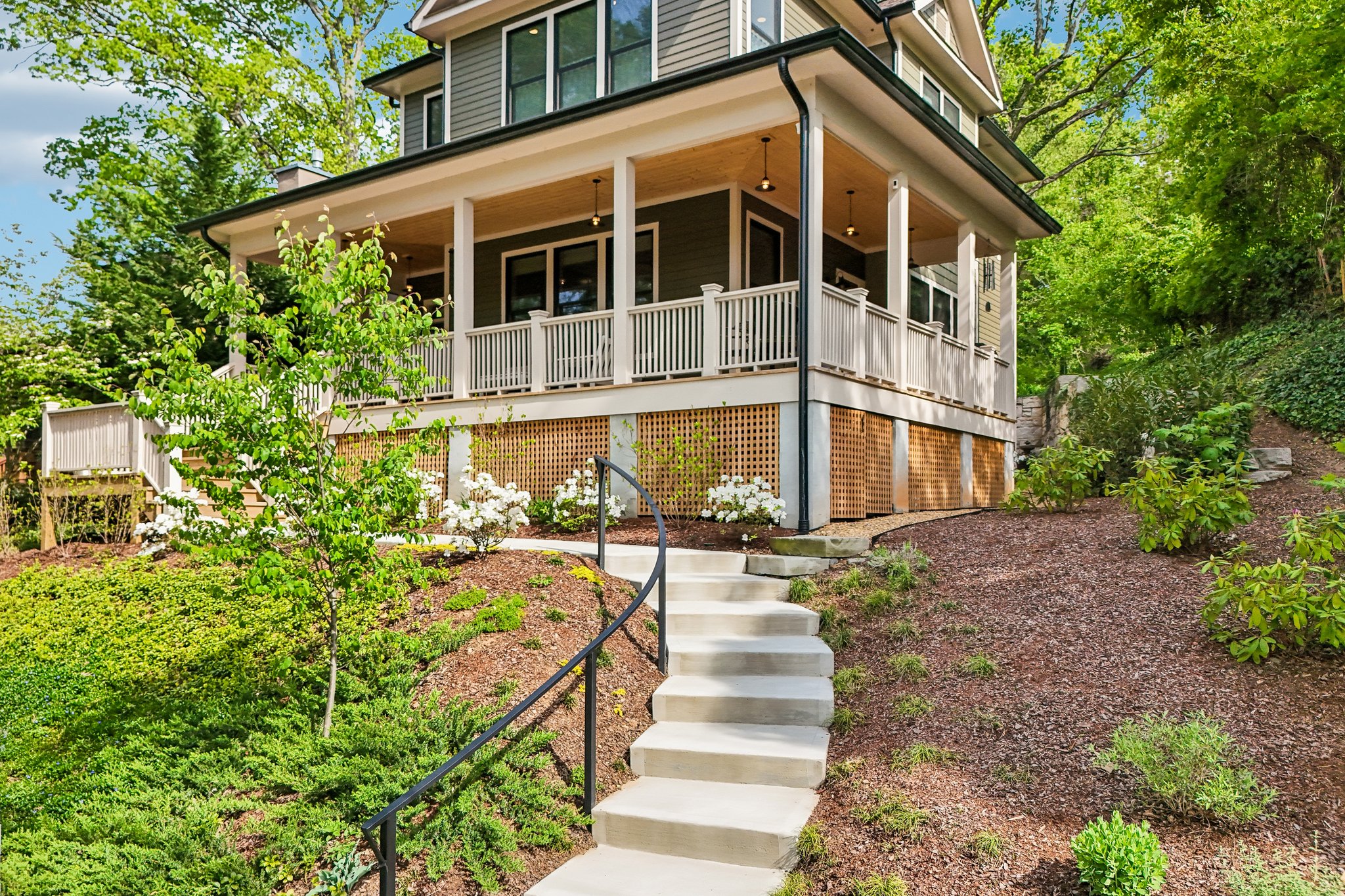 Santee St-S2204-003.jpg