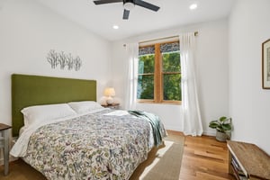 Santee St-S2204-030.jpg