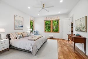 Santee St-S2204-033.jpg