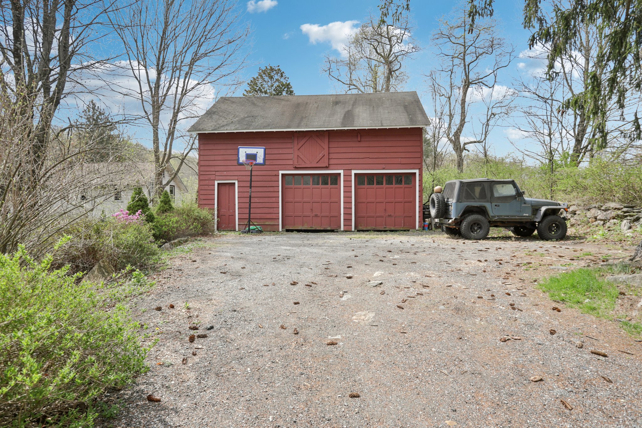 Spring Valley Rd-S1704-033.jpg