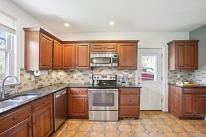 Spring Valley Rd-S1704-018.jpg