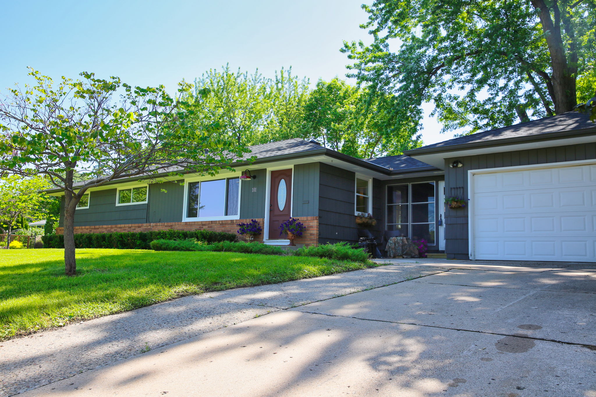  101 W 104th St, Minneapolis, MN 55420, US Photo 2