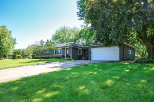 101 W 104th St, Minneapolis, MN 55420, US Photo 8