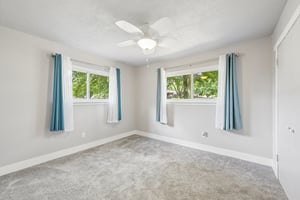 W Larkspur Dr-S1709-023.jpg