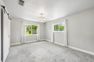 W Larkspur Dr-S1709-025.jpg
