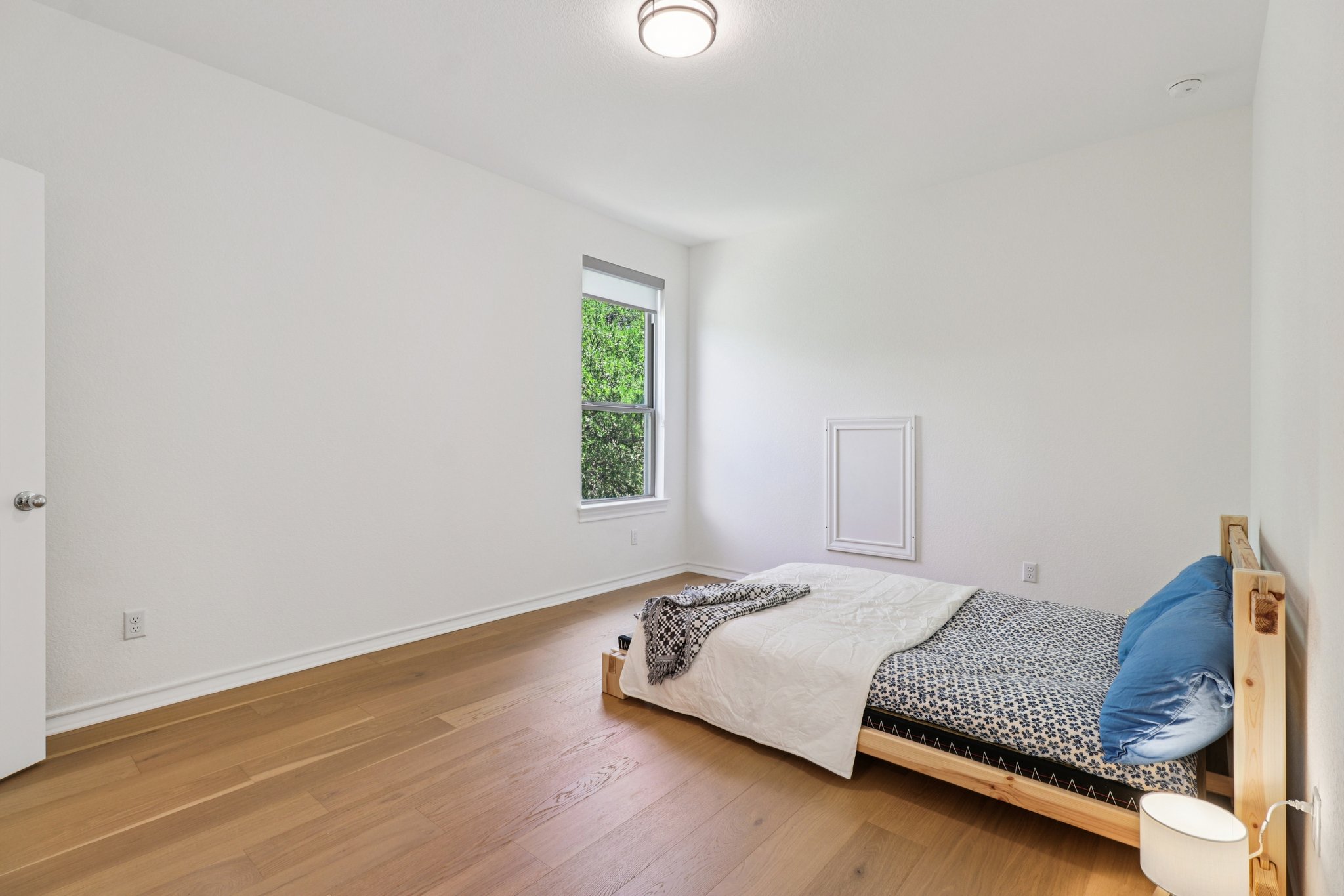 Wolf Rdg Rd-S0904-032.jpg