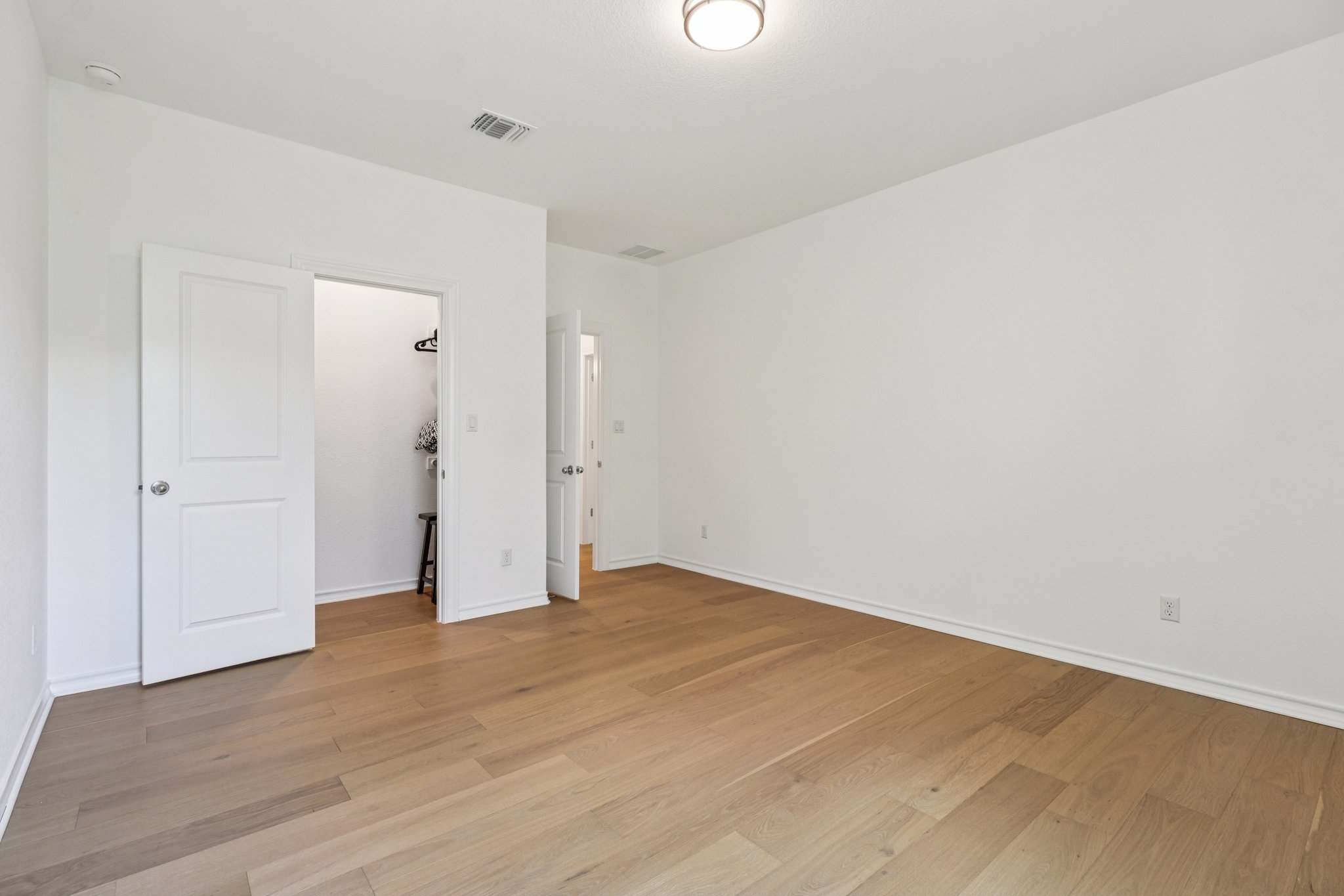 Wolf Rdg Rd-S0904-039.jpg