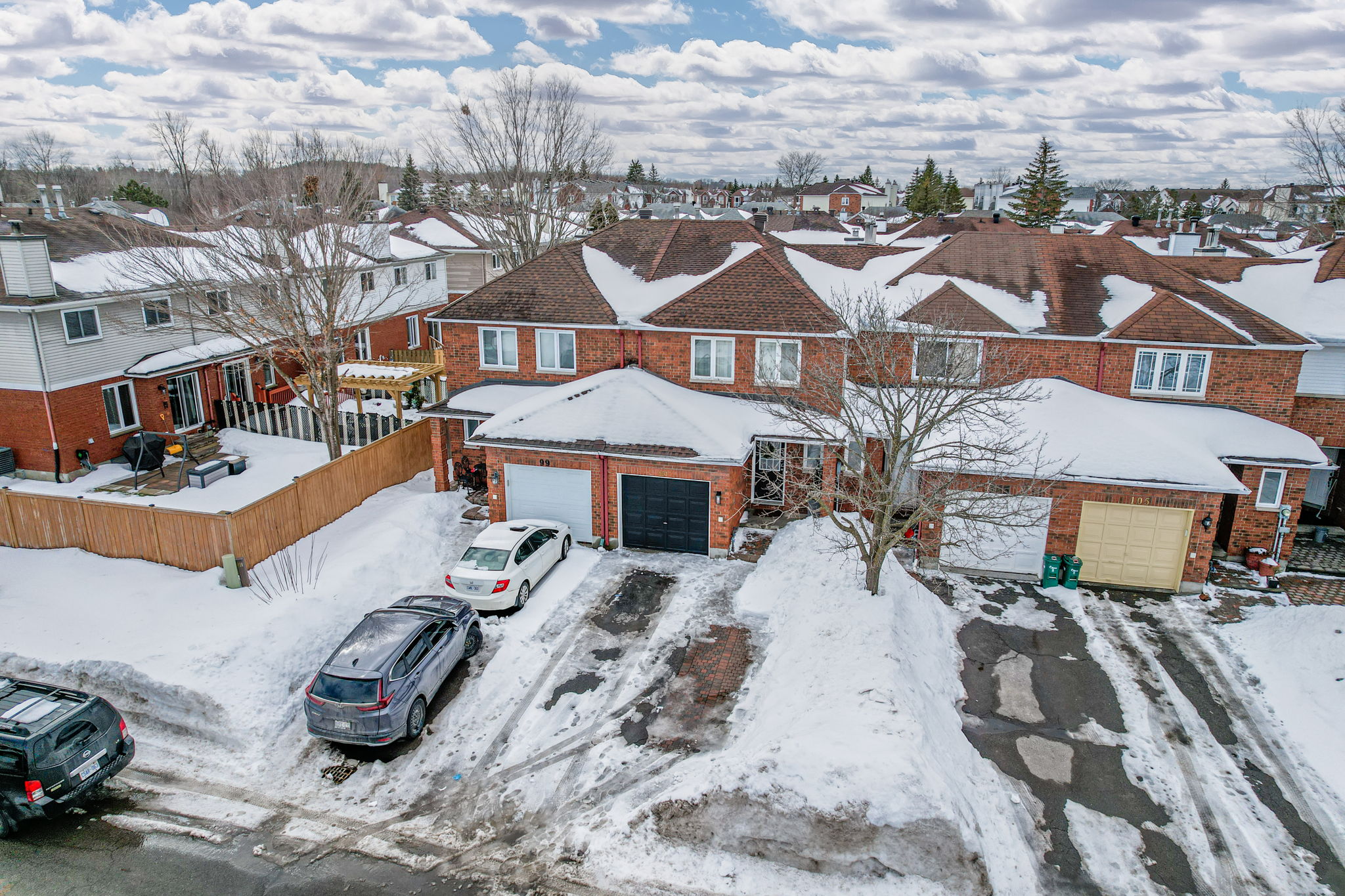 101 Woodbury Crescent, Ottawa, ON K1G 5C9, Canada Photo 3