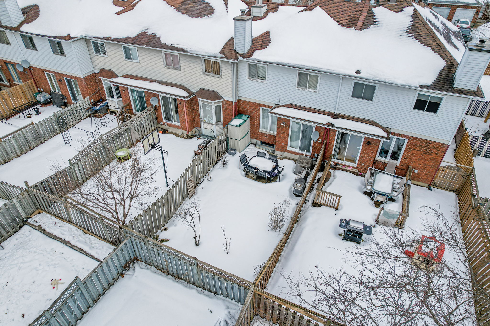 101 Woodbury Crescent, Ottawa, ON K1G 5C9, Canada Photo 5