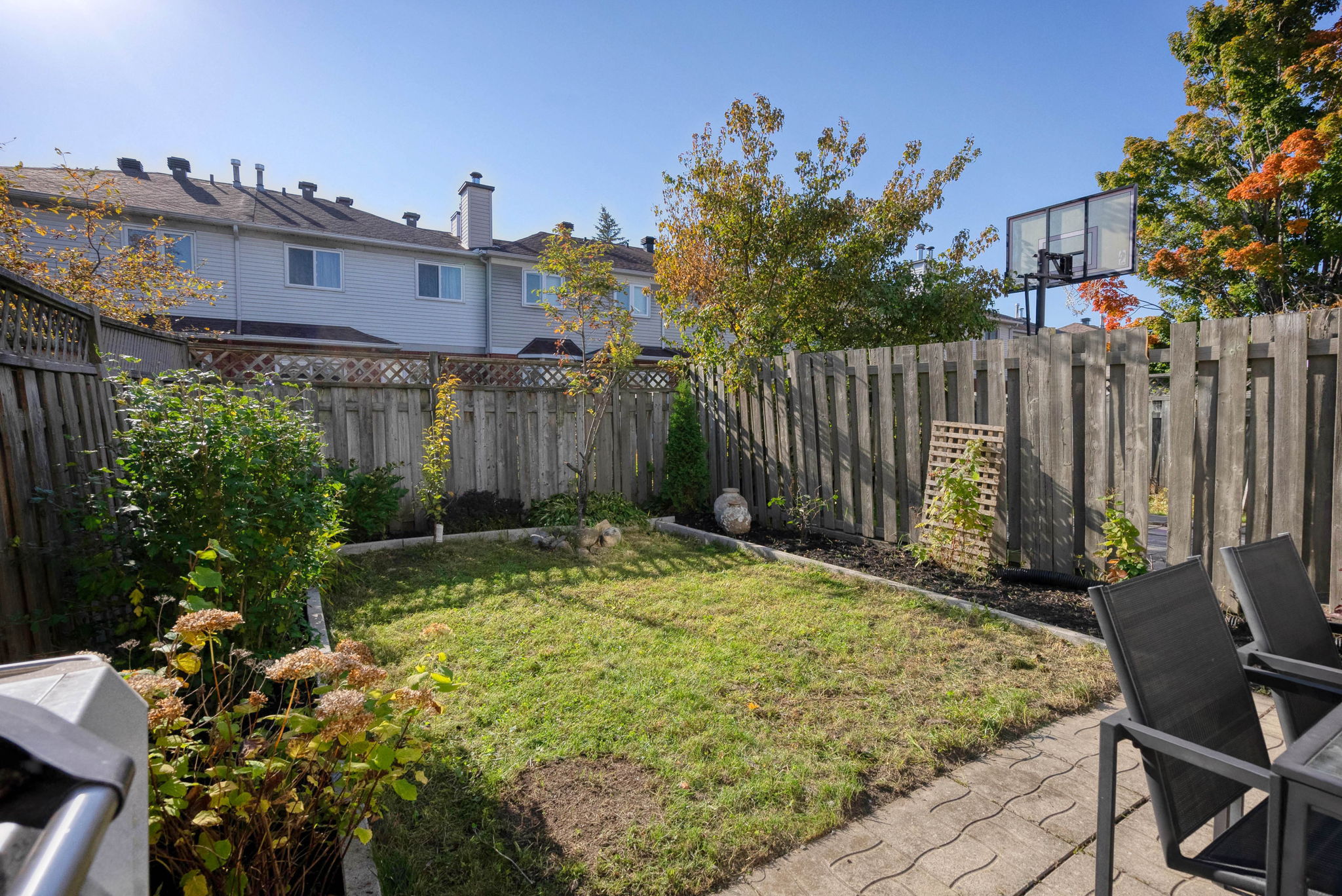 101 Woodbury Crescent, Ottawa, ON K1G 5C9, Canada Photo 64