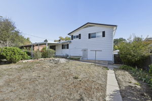  Photo 31
