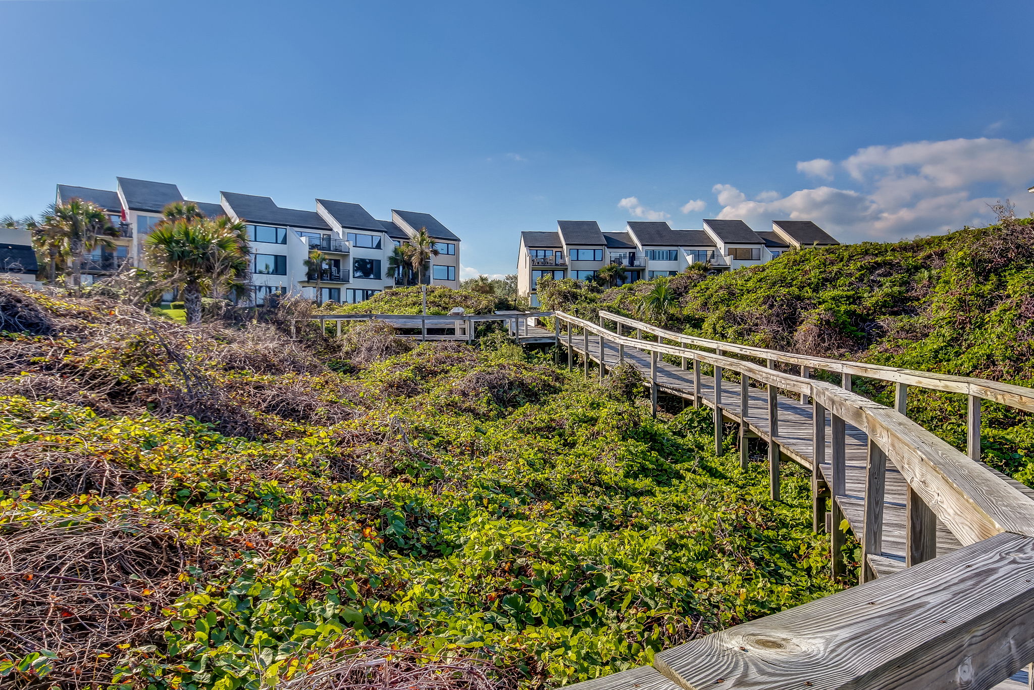 Captain's Court Villas