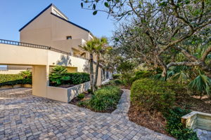 Captain's Court Villas