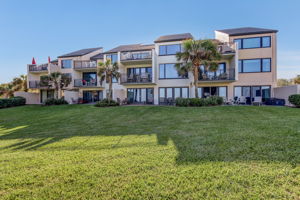 Captain's Court Villas