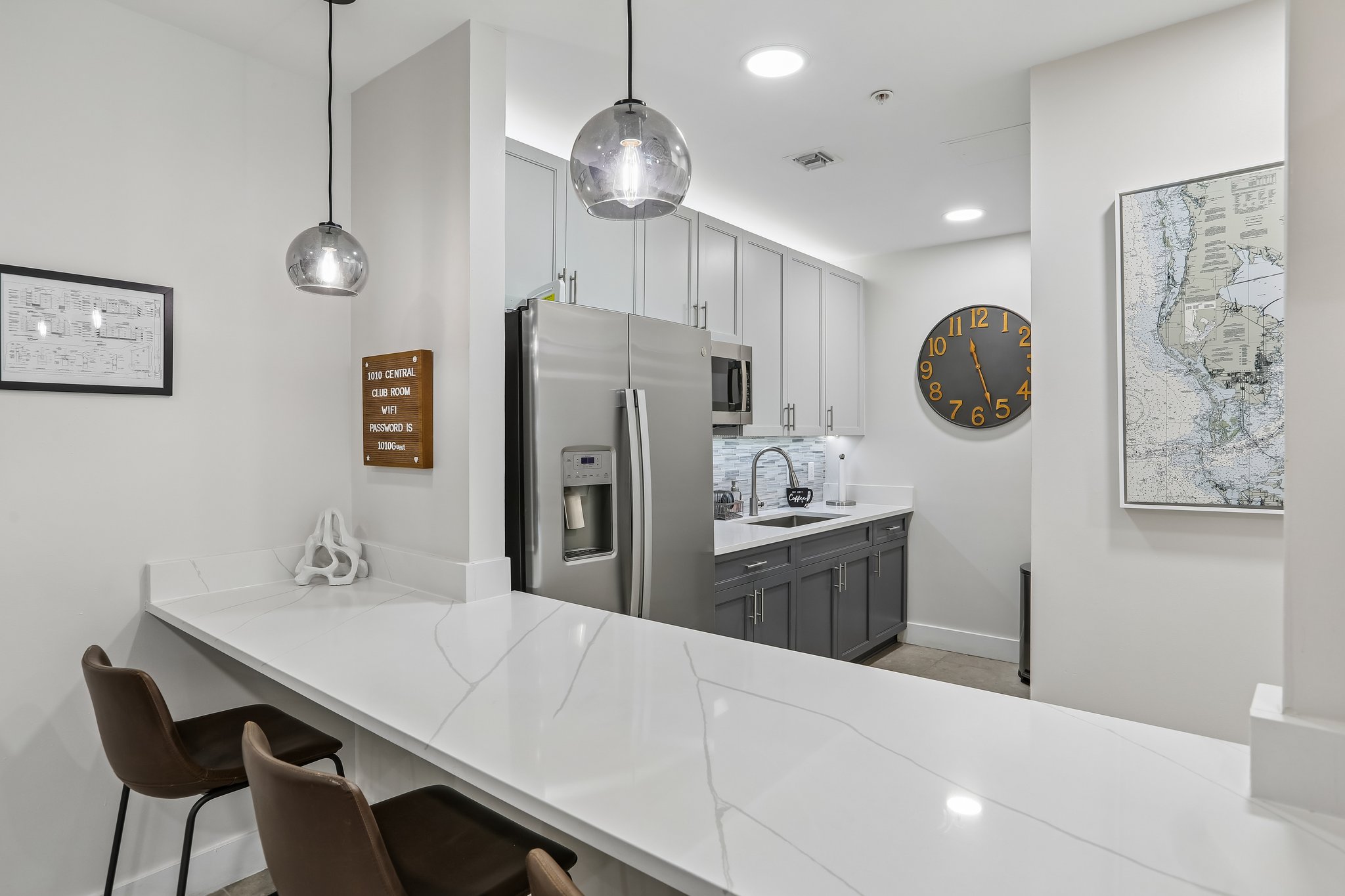 Central Ave 413-2307-907.jpg