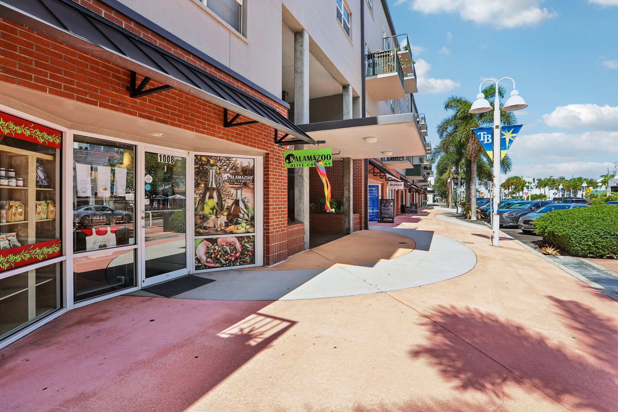 Central Ave 413-S2307-002.jpg