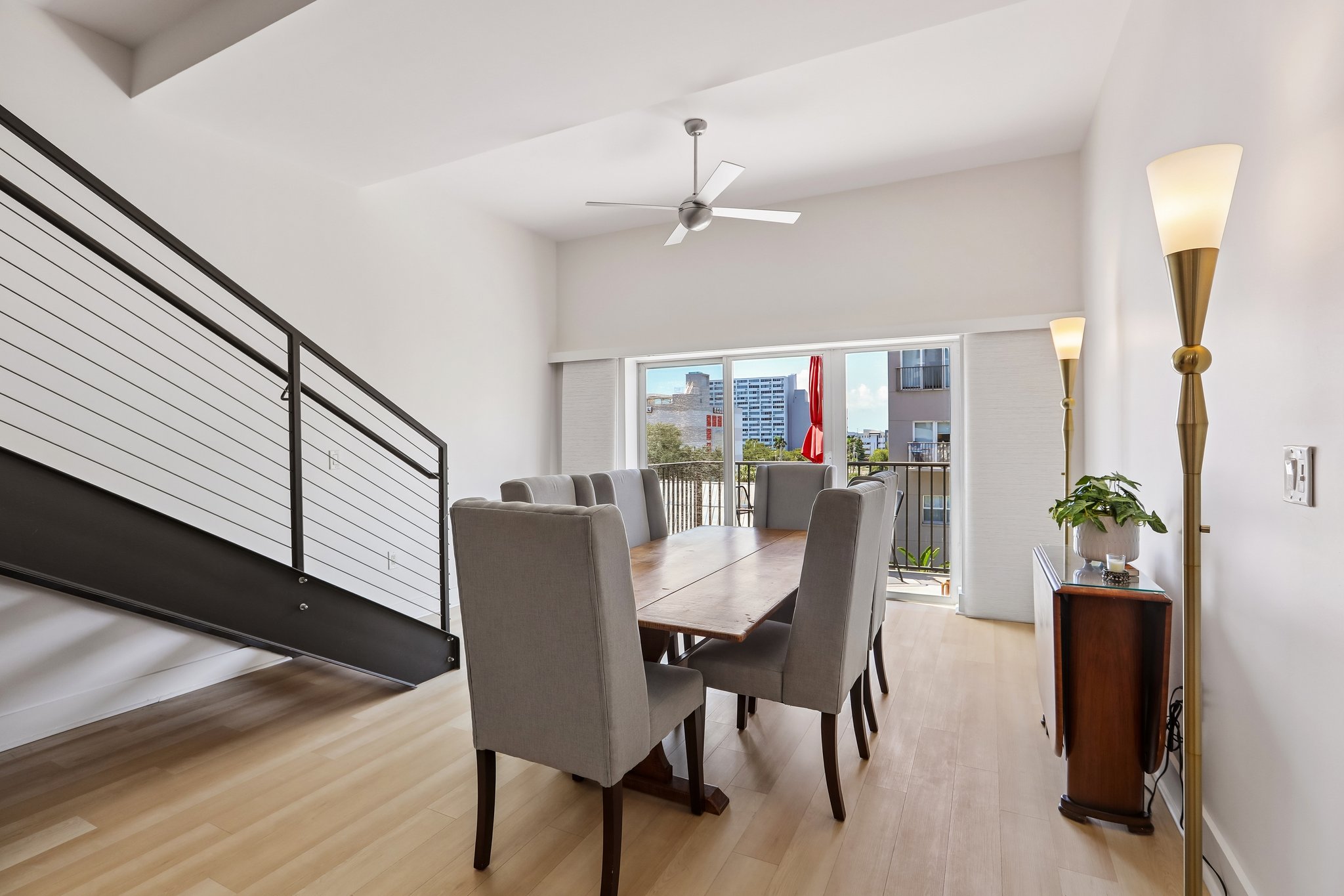 Central Ave 413-S2307-009.jpg