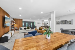 Central Ave 413-2307-906.jpg