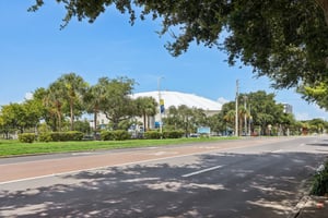Central Ave 413-2307-916.jpg